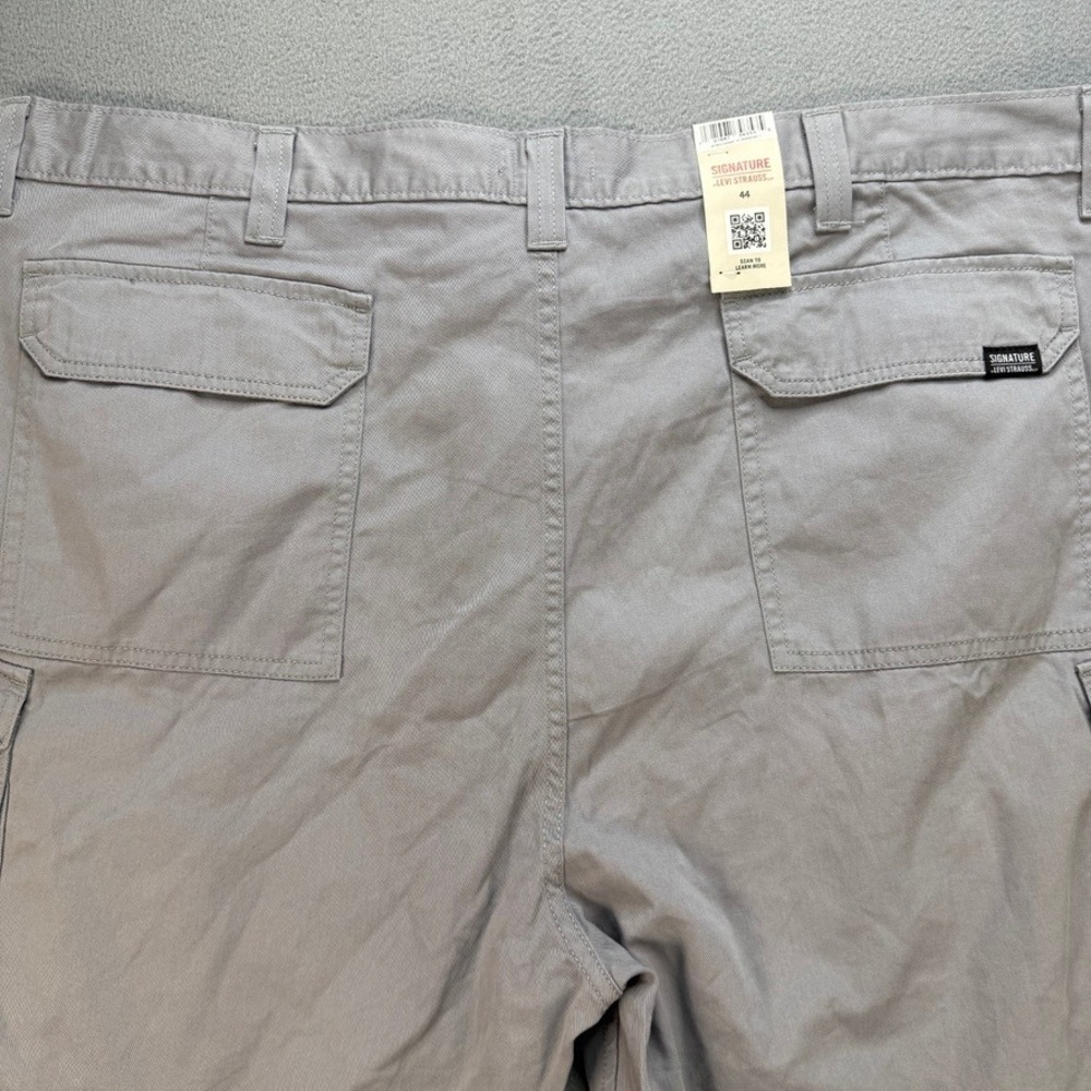 Levi Signature Cargo Shorts Relaxed Size 44 (FIT 45) Gray Utility Workwear NWT - Picture 13 of 15
